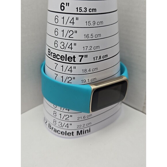 Fitbit Charge 5 Fitness Tracker GPS SpO2 Sleep Monitor Activity W/ Charger Watch - Picture 7 of 11